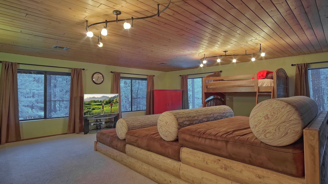Photo of Bedroom in Pinetop