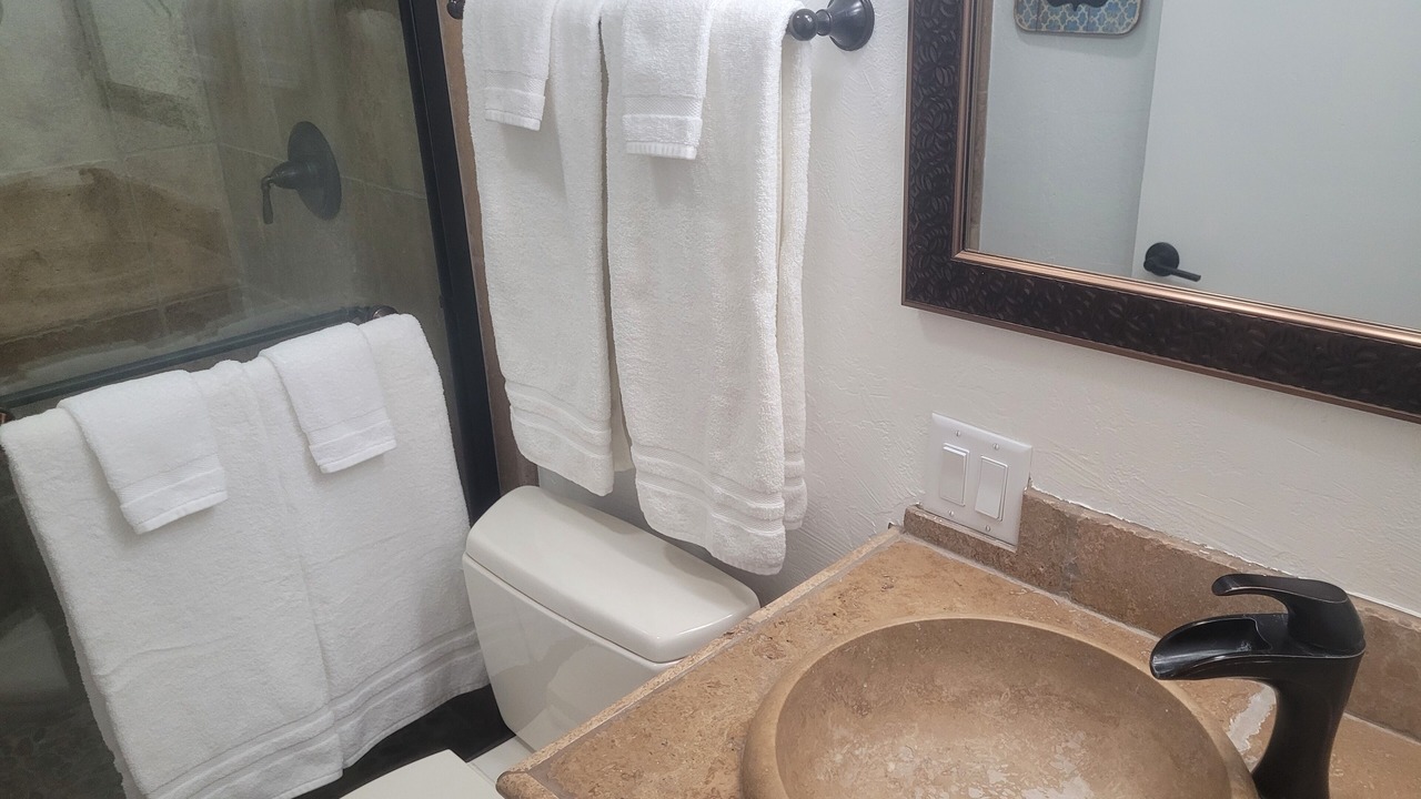 Photo of Bathroom in Peninsula Village