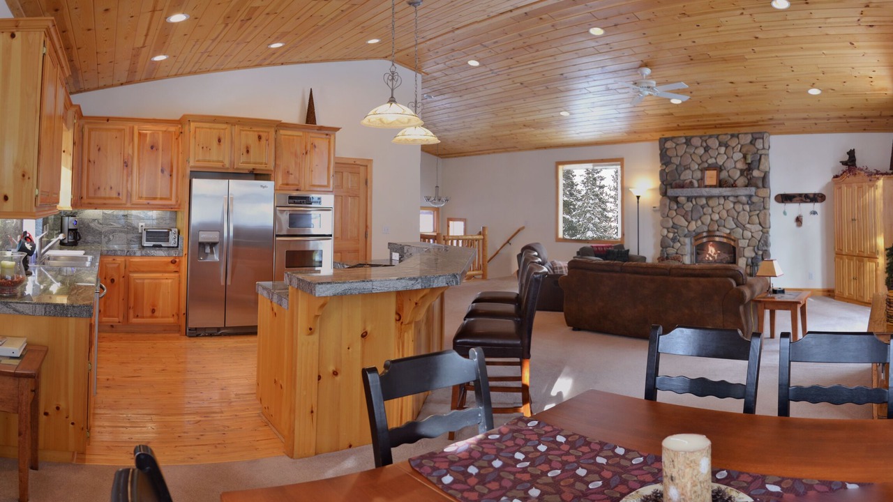 Photo of Bedroom in Tahoma