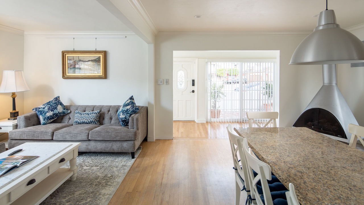 Photo of Livingroom in Hermosa Beach