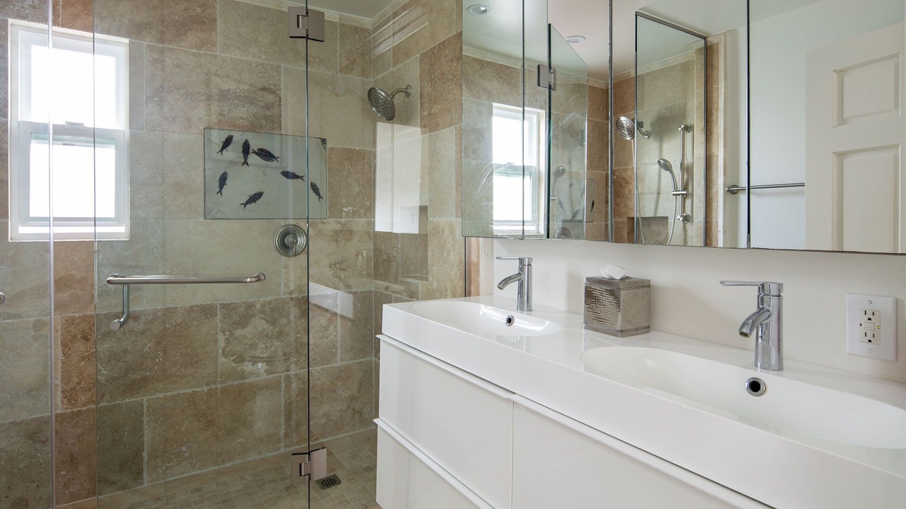 Photo of Bathroom in Hermosa Beach