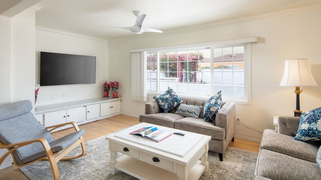 Photo of Livingroom in Hermosa Beach