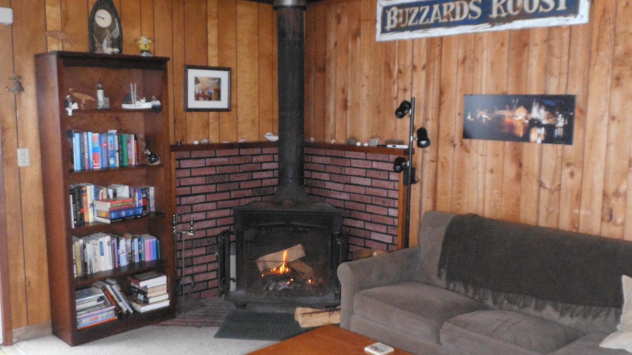 Photo of Bedroom in Rockaway Beach