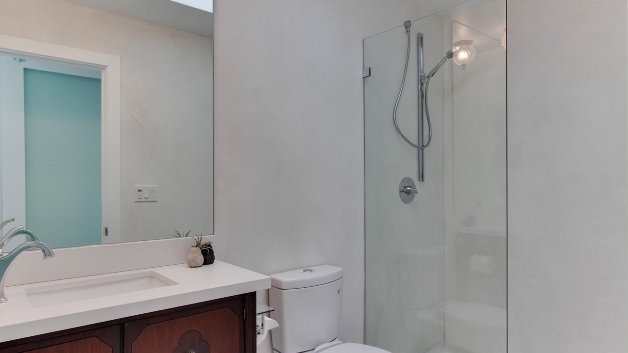 Photo of Bathroom in Olde Solana Beach