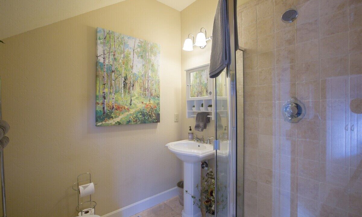 Photo of Bathroom in River West