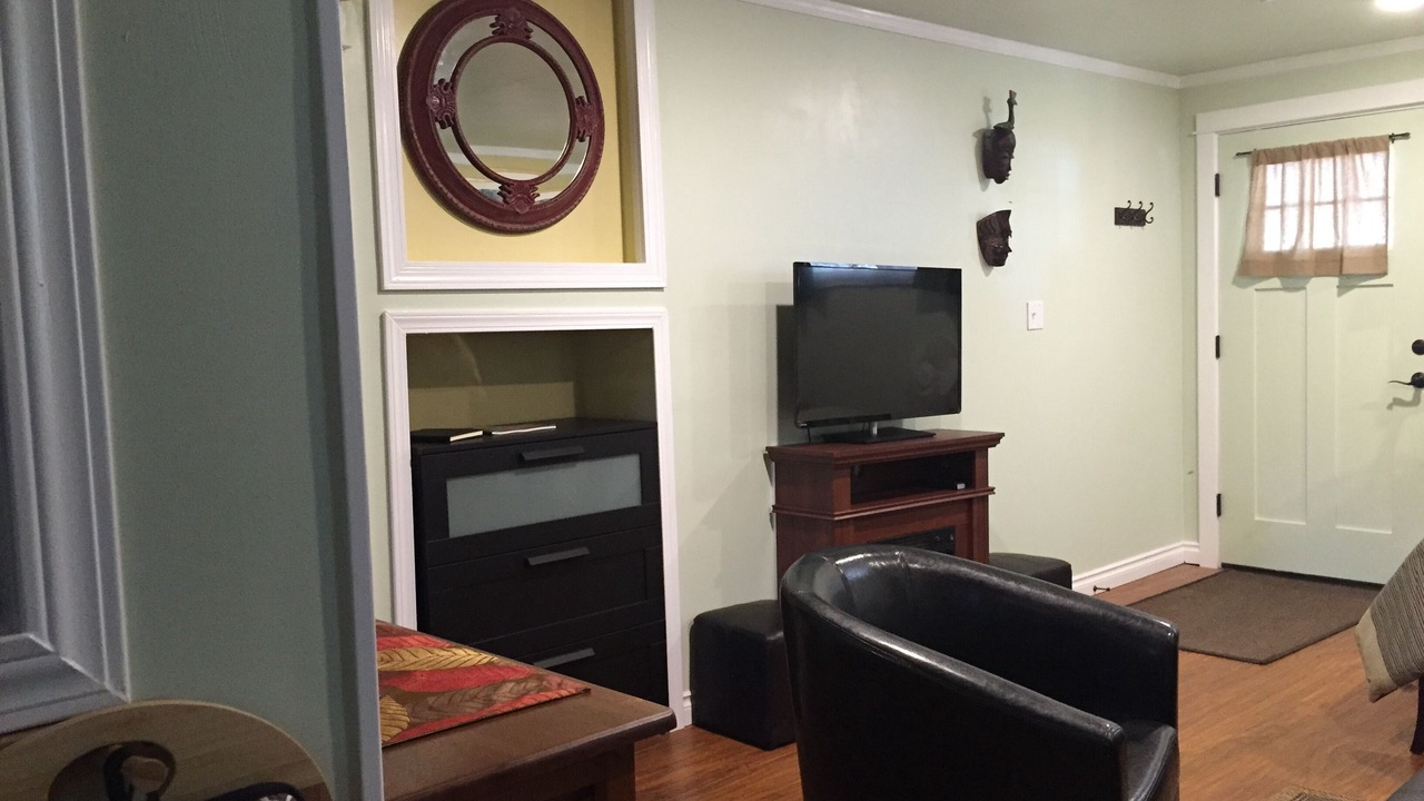 Photo of Livingroom in Irvington