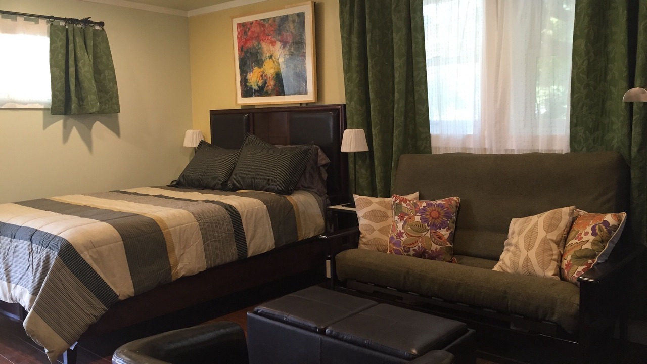 Photo of Bedroom in Irvington