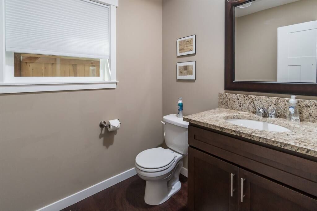 Photo of Bathroom in Larkspur