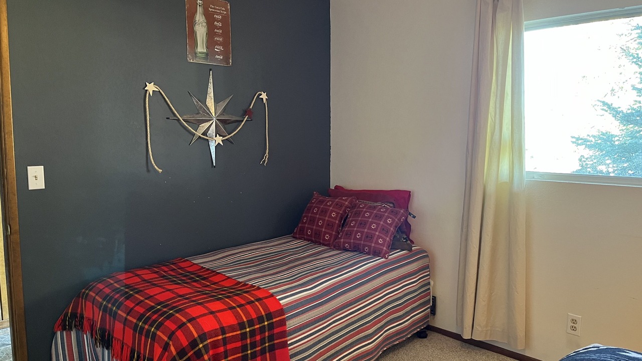 Photo of Bedroom in Arrowhead Villas