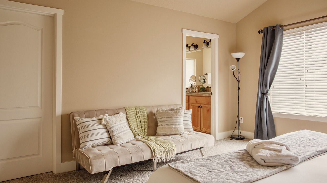 Photo of Bedroom in Old Farm District