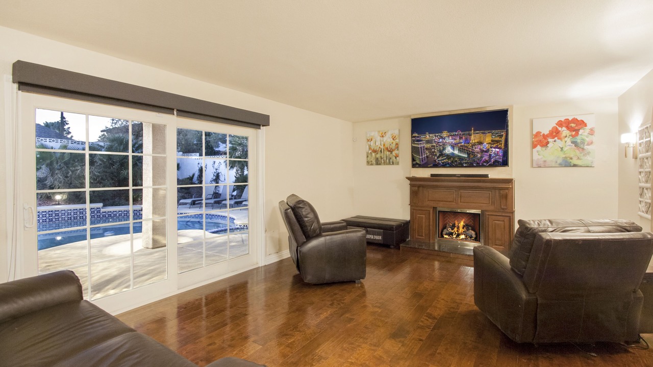 Photo of Livingroom in Canyon Gate