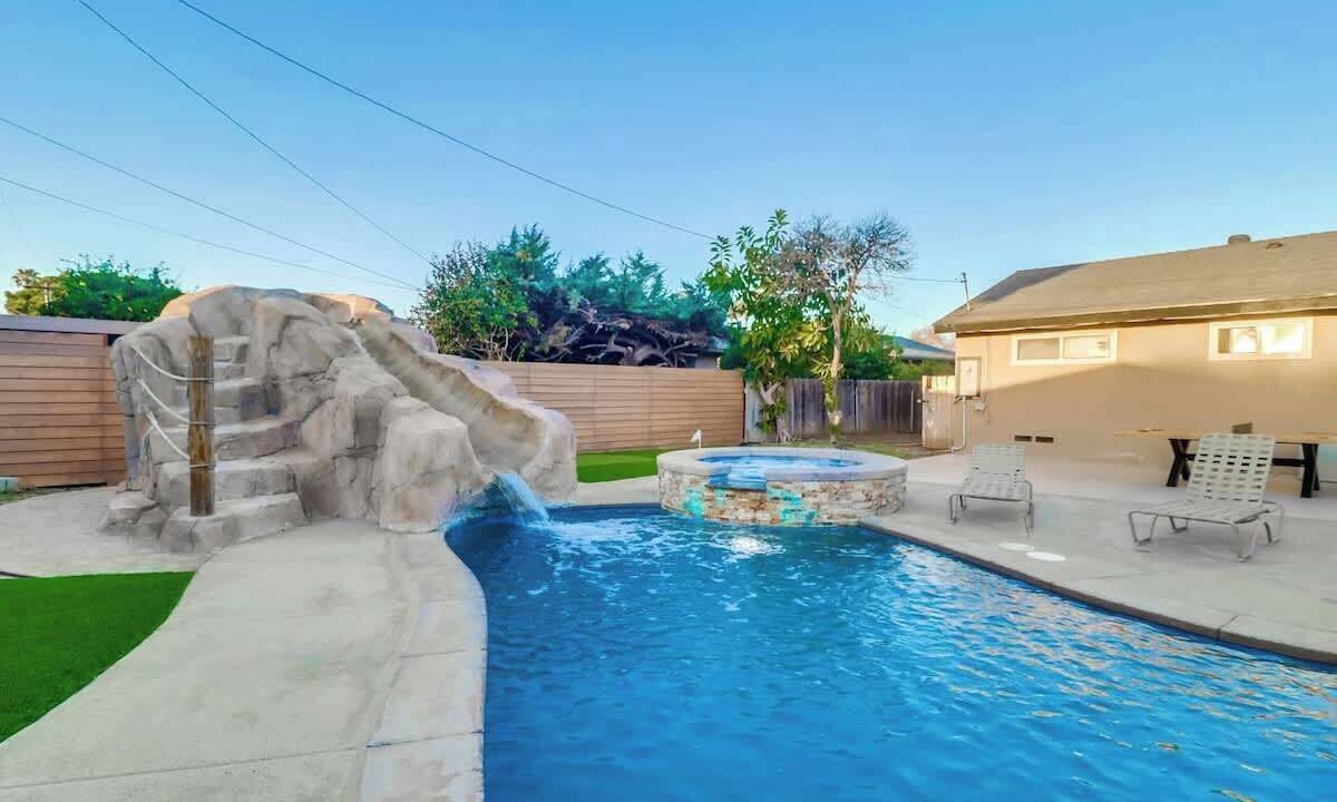 Photo of Outdoor in Lincoln Acres