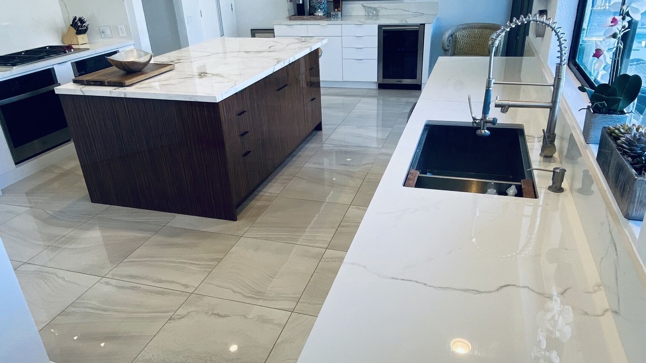 Photo of Kitchen in Canyon Corridor