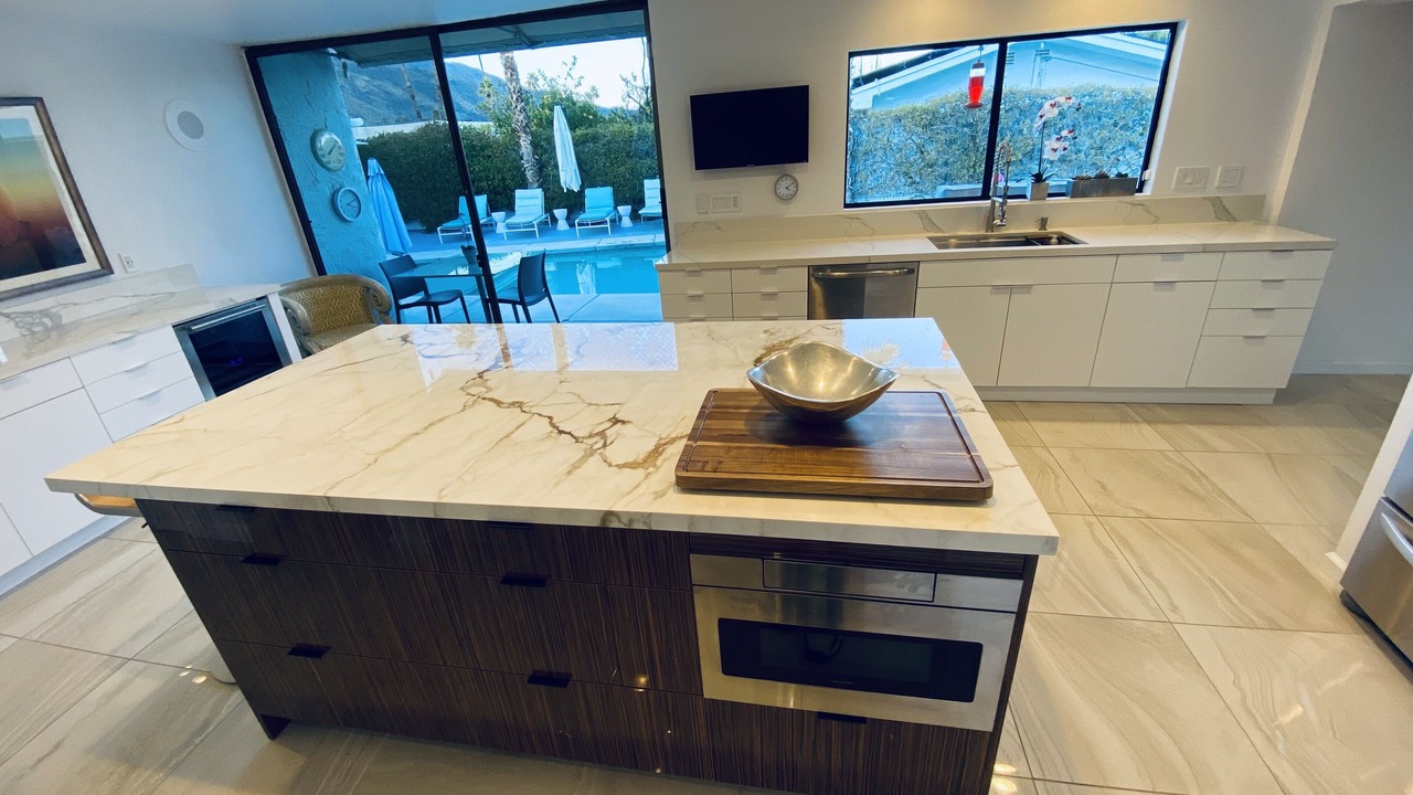 Photo of Kitchen in Canyon Corridor