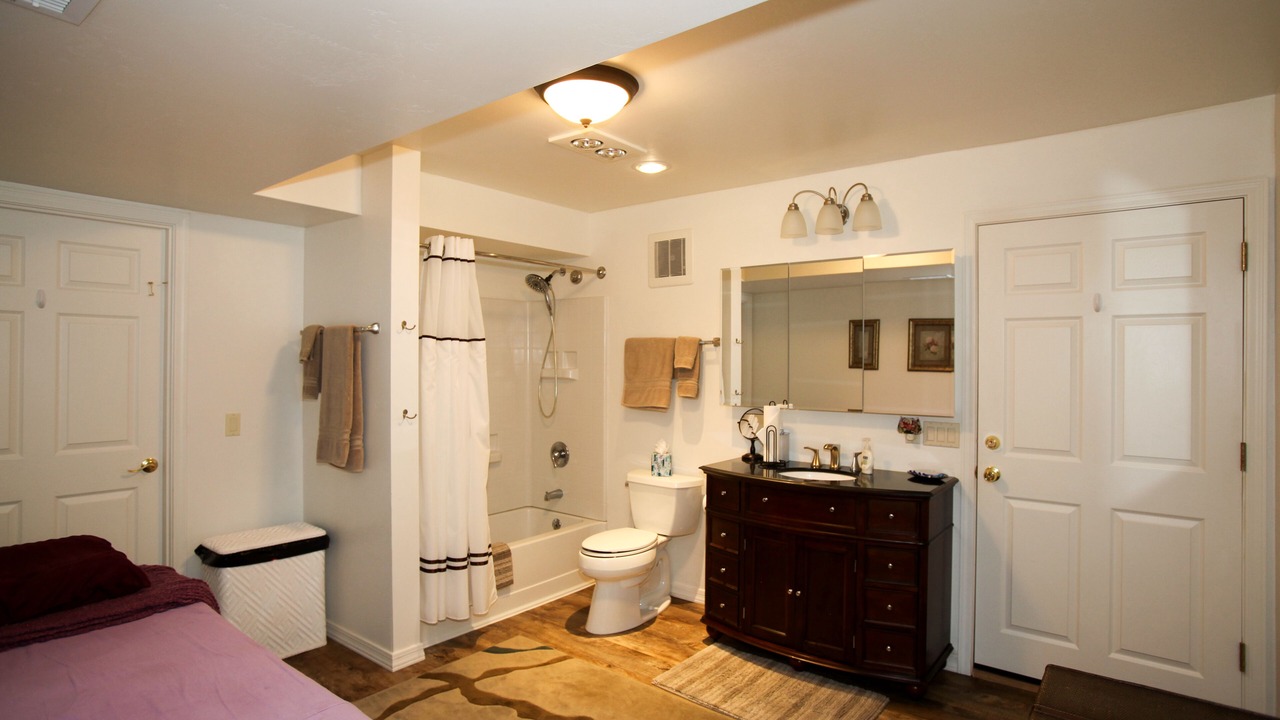 Photo of Bathroom in Oak Creek