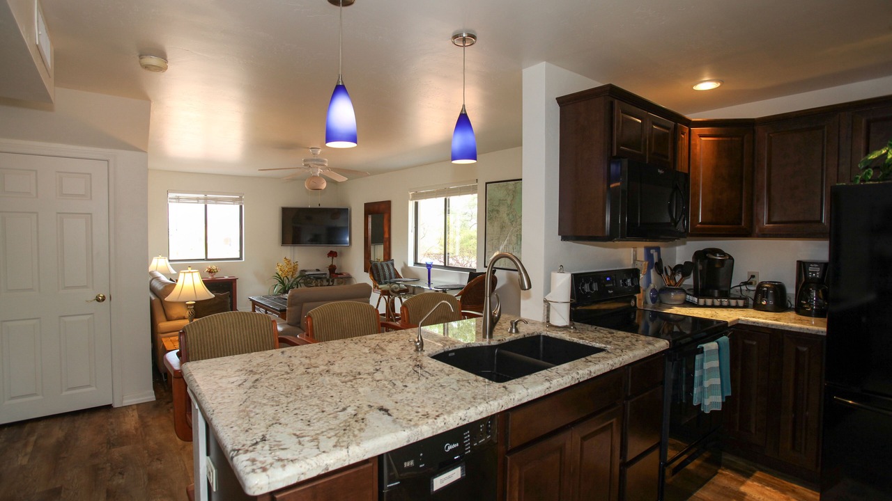 Photo of Bedroom in Oak Creek