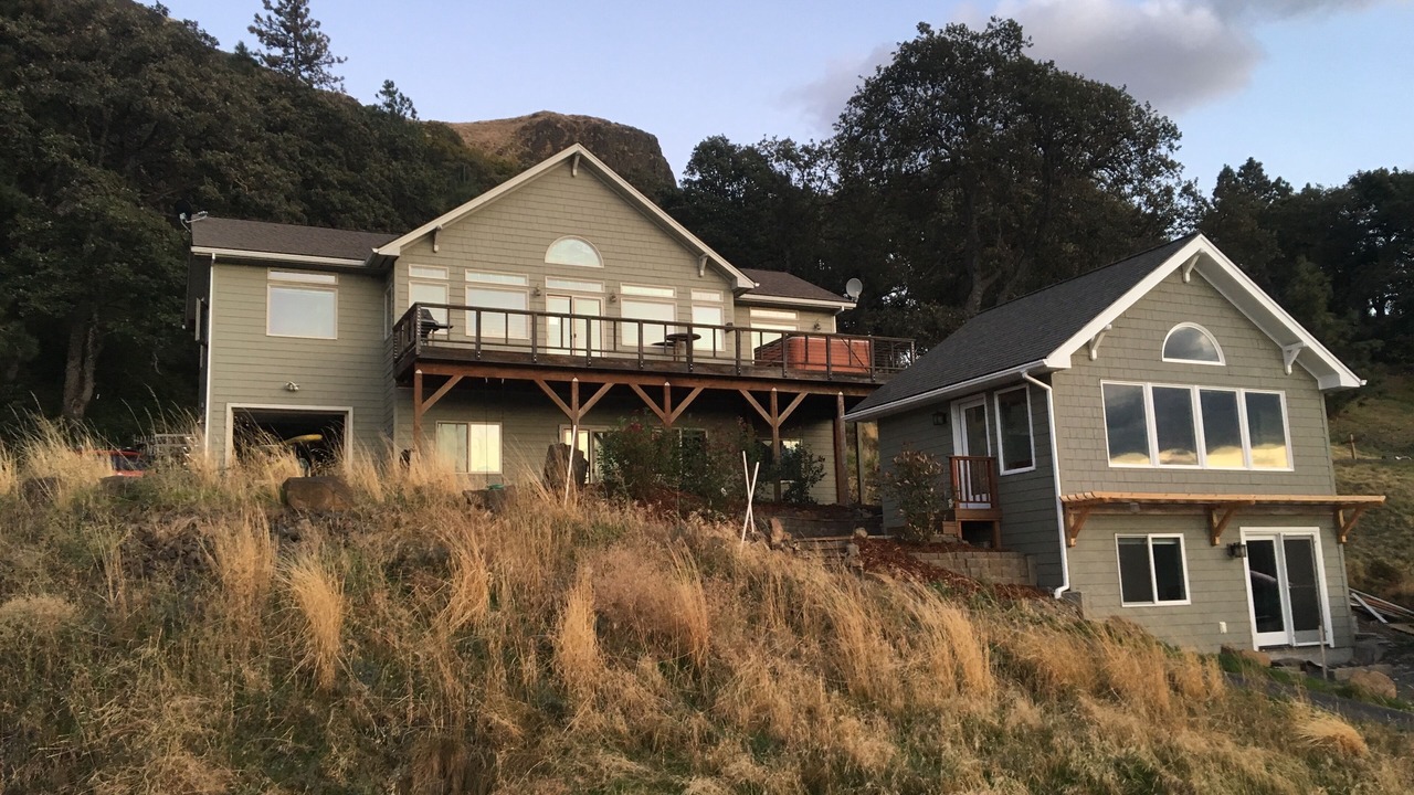 Photo of Others in Mosier
