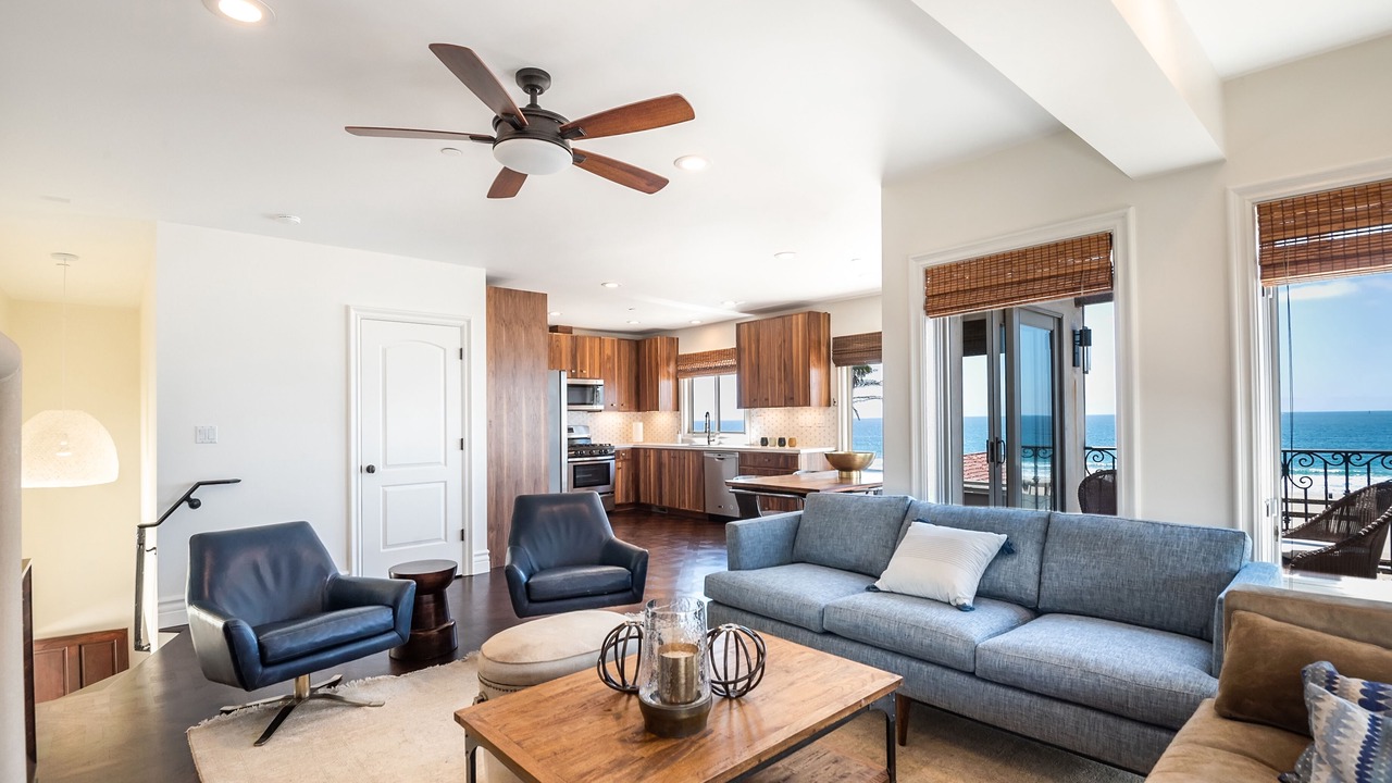 Photo of Livingroom in The Strand