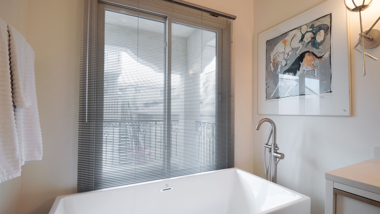 Photo of Bathroom in The Strand