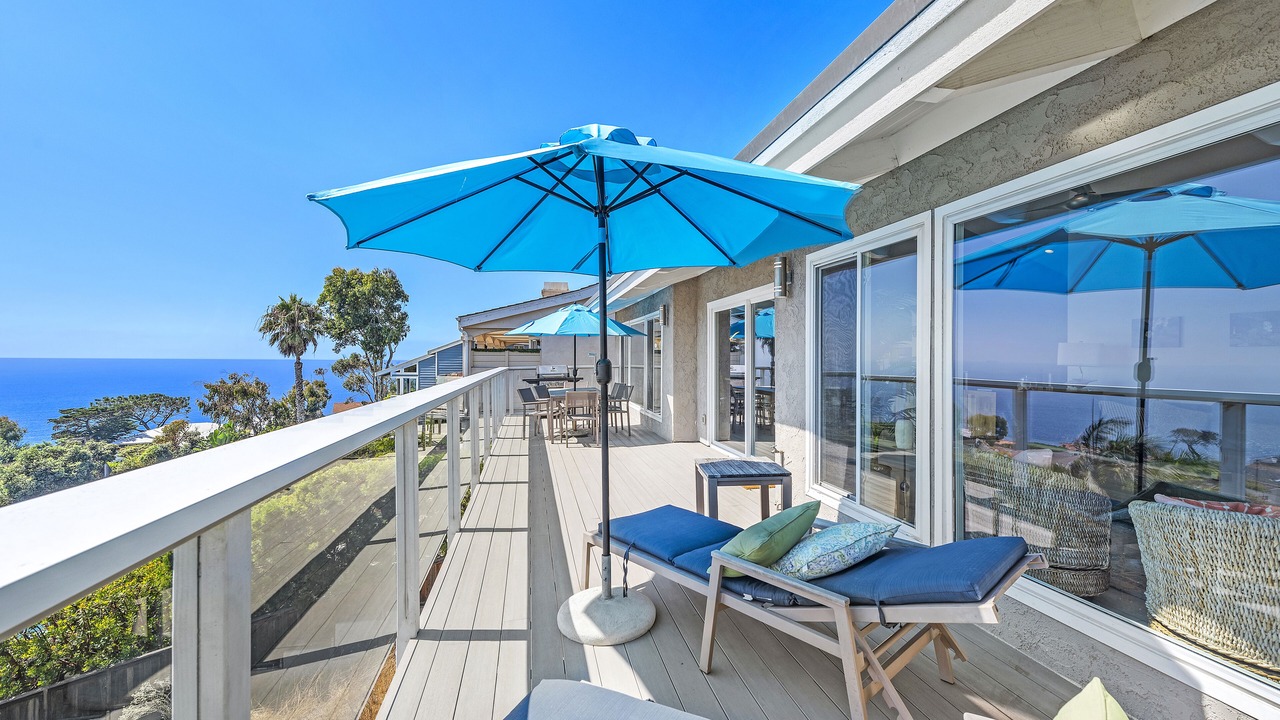 Photo of Patio Balcony in Three Arch Bay
