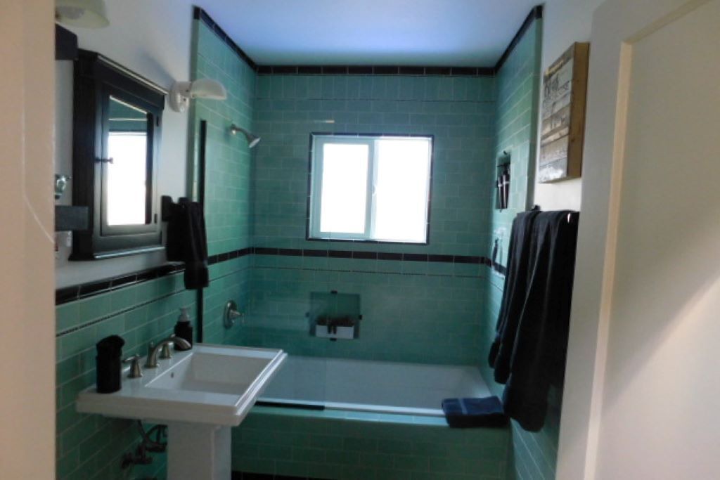 Photo of Bathroom in South Park
