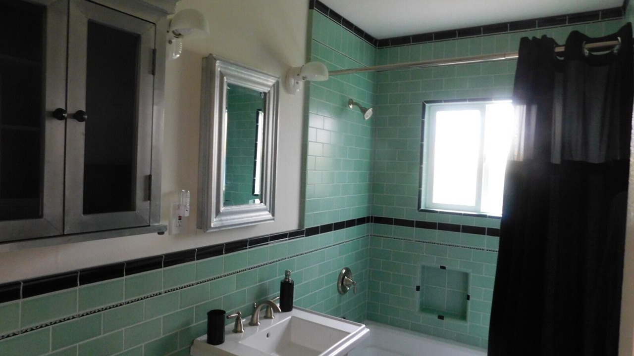 Photo of Bathroom in South Park