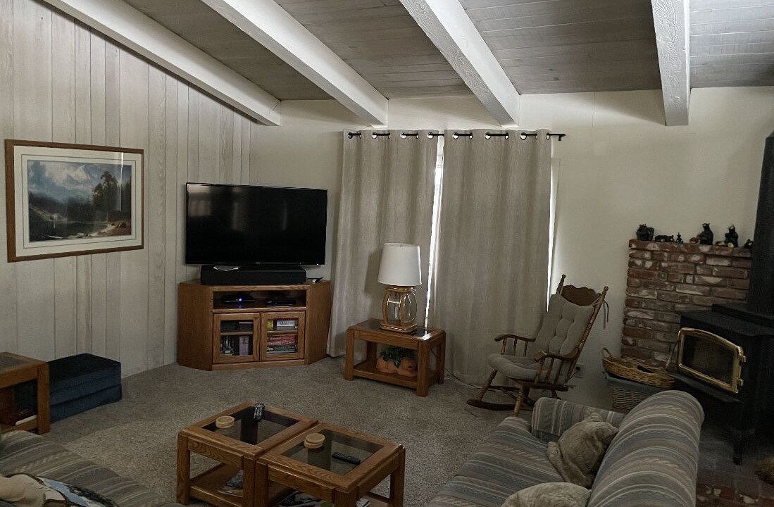 Photo of Livingroom in Mammoth Lakes