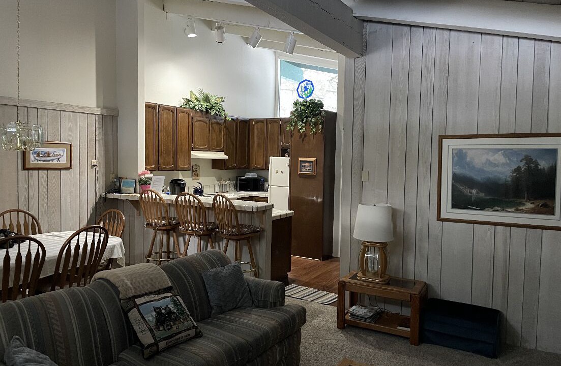 Photo of Livingroom in Mammoth Lakes