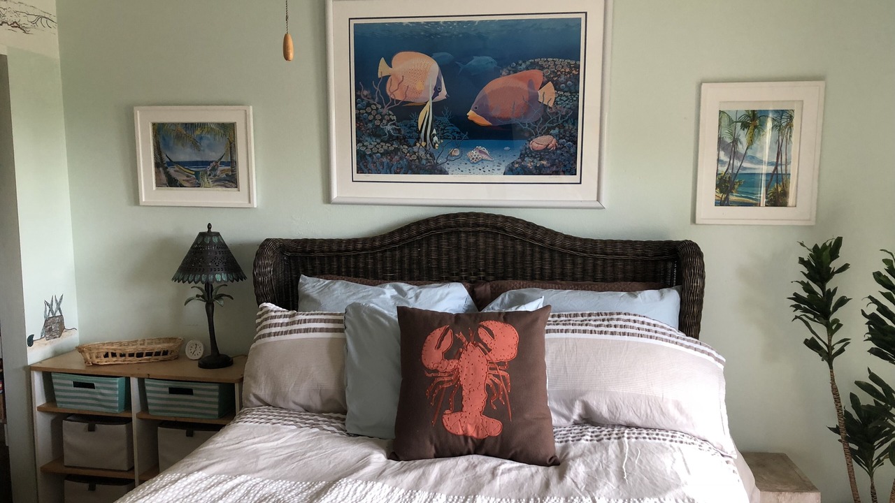 Photo of Bedroom in La Jolla Mesa
