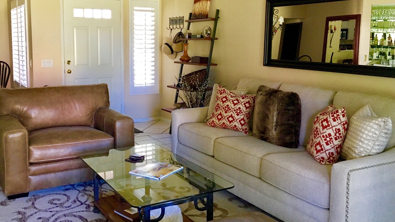Photo of Livingroom in Palm Desert