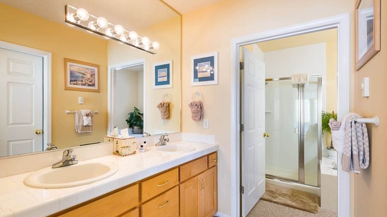 Photo of Bathroom in Depoe Bay
