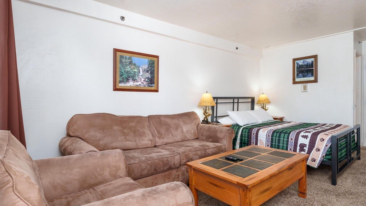 Photo of Bedroom in Yosemite West