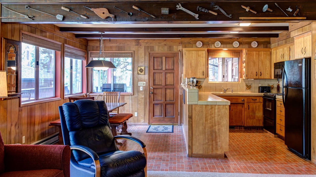 Photo of Bedroom in North Wawona