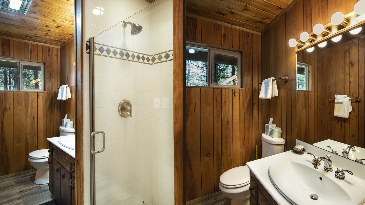 Photo of Bathroom in North Wawona