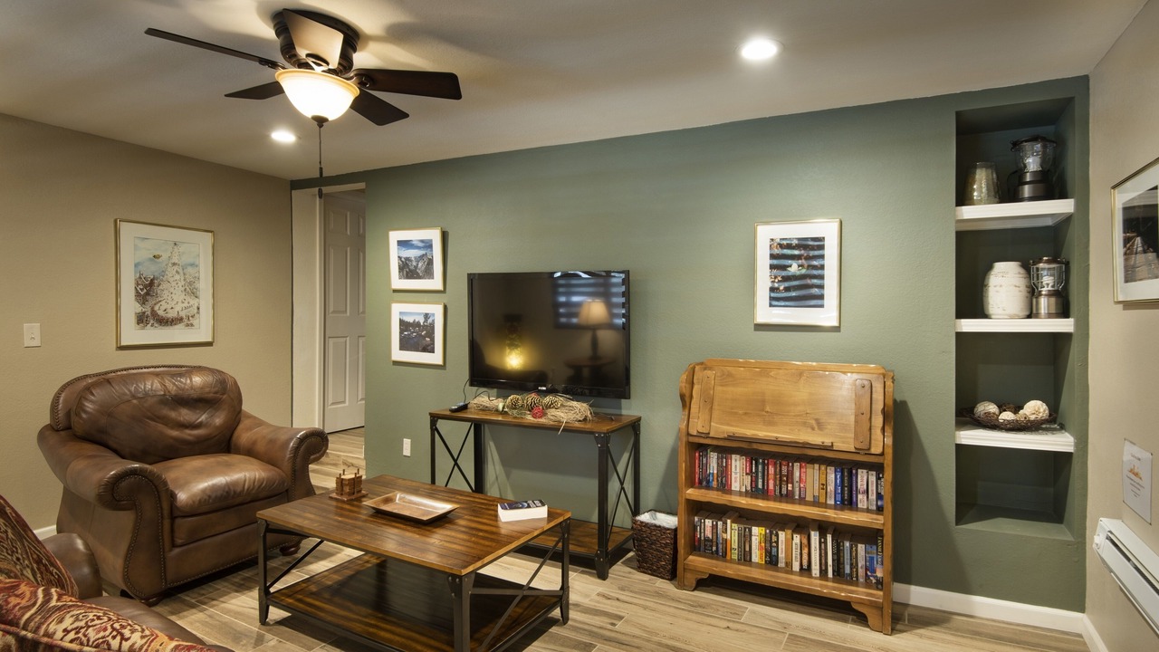 Photo of Bedroom in North Wawona