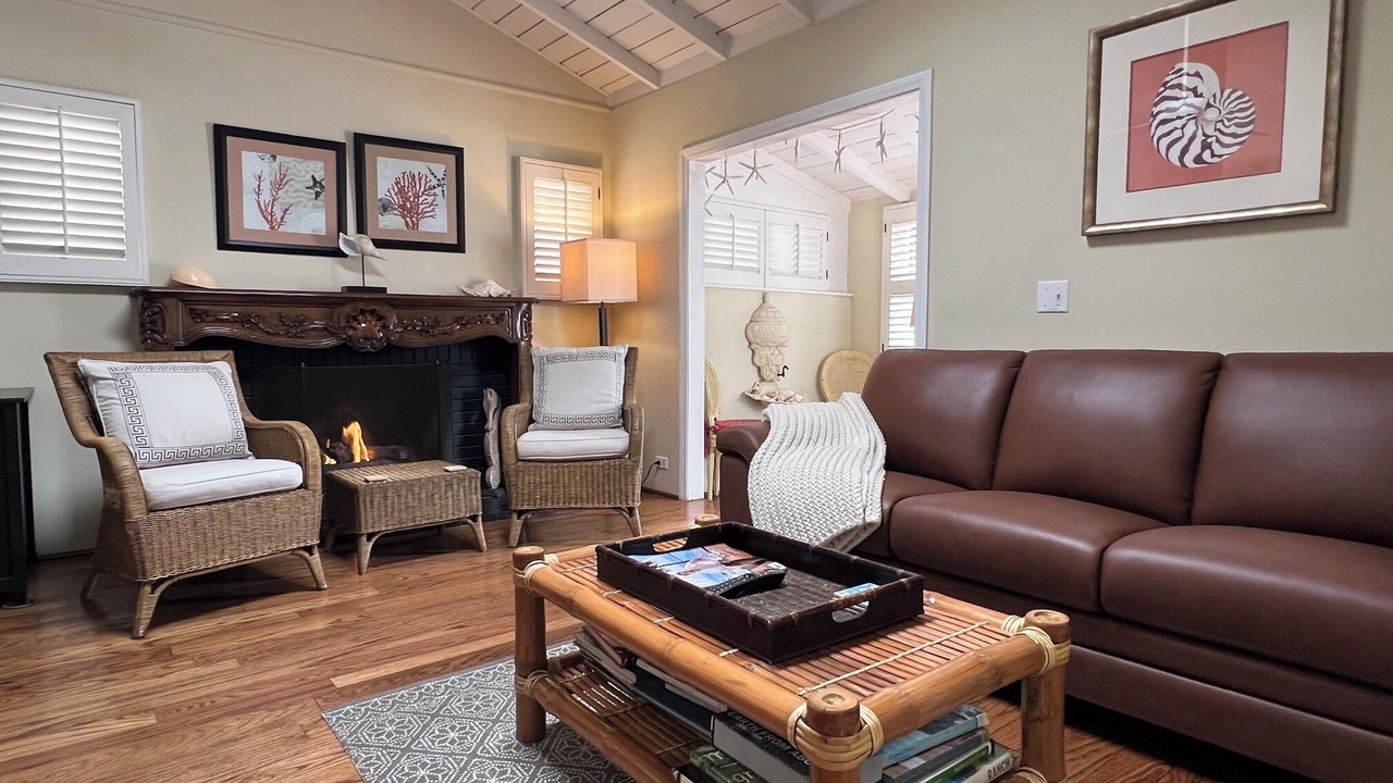 Photo of Livingroom in Balboa Island