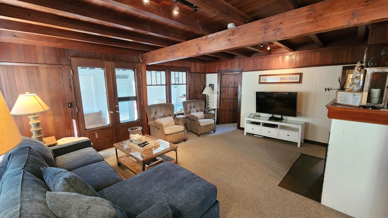 Photo of Livingroom in Gearhart