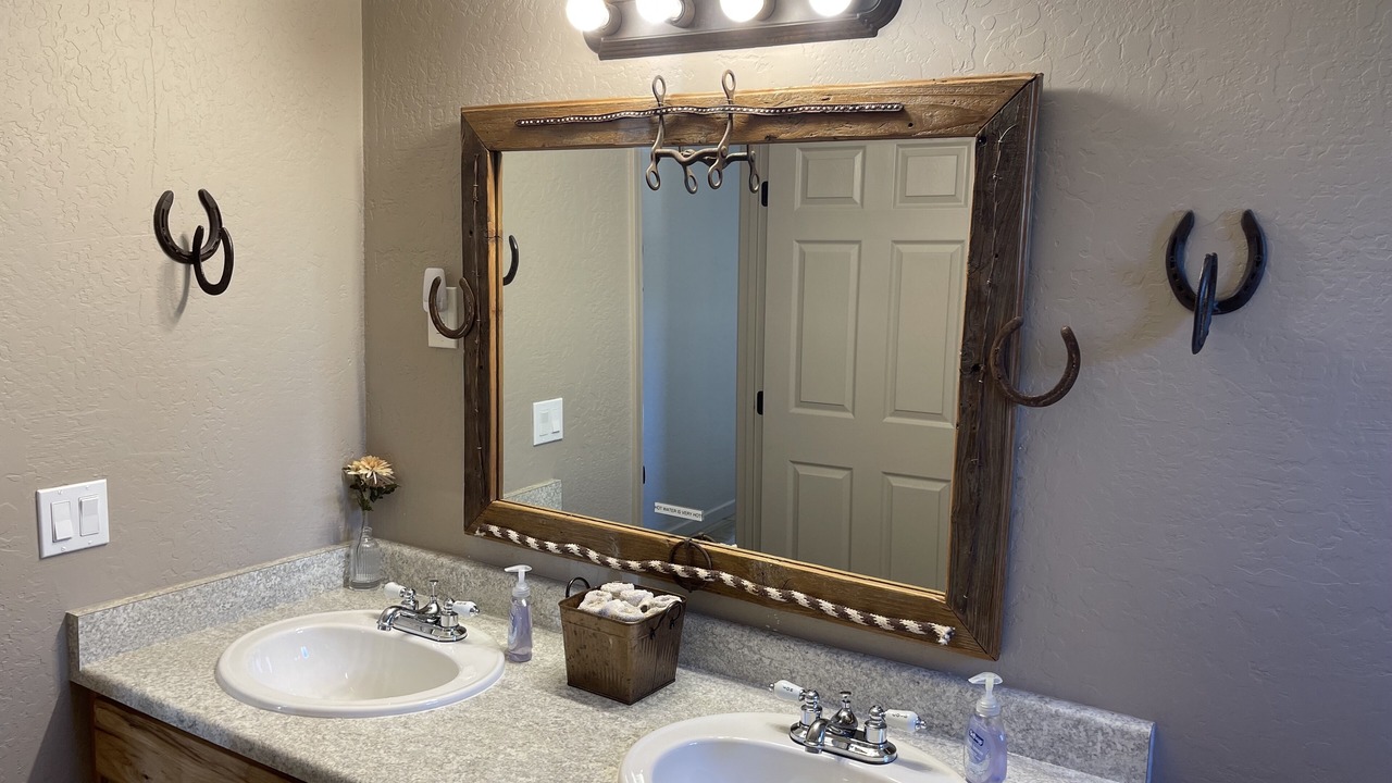 Photo of Bathroom in Rimrock