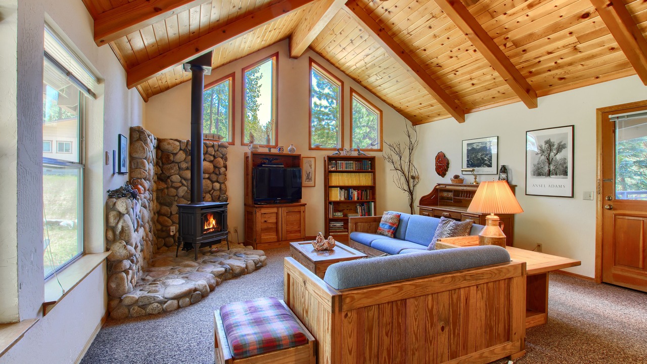 Photo of Bedroom in North Wawona