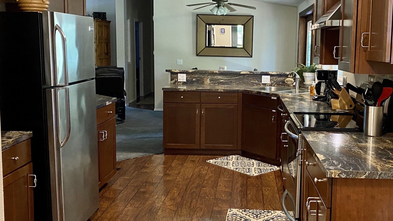Photo of Kitchen in Coos Bay