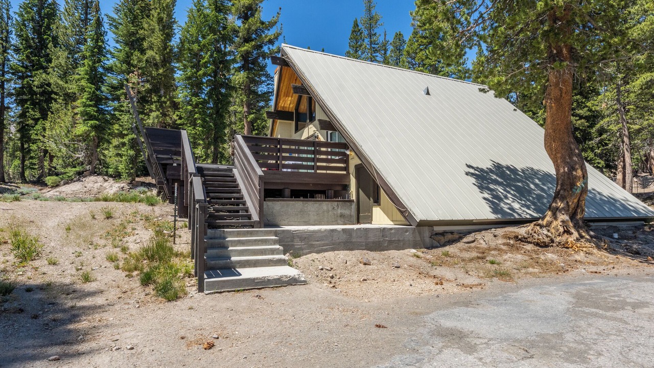 Photo of Outdoor in Mammoth Lakes
