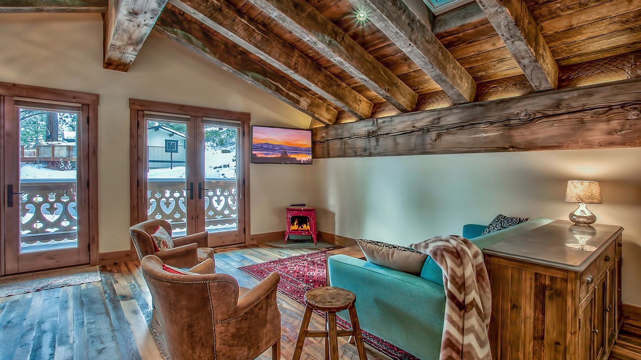 Photo of Livingroom in Olympic Valley