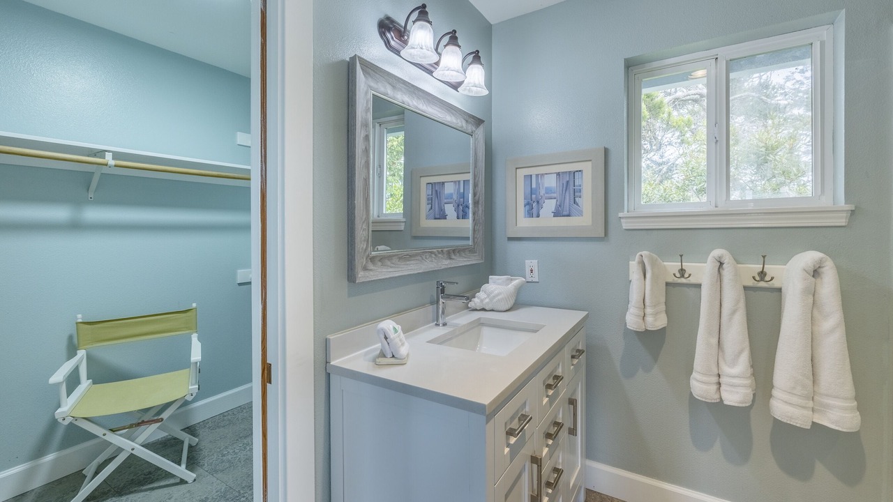 Photo of Bathroom in Lincoln City