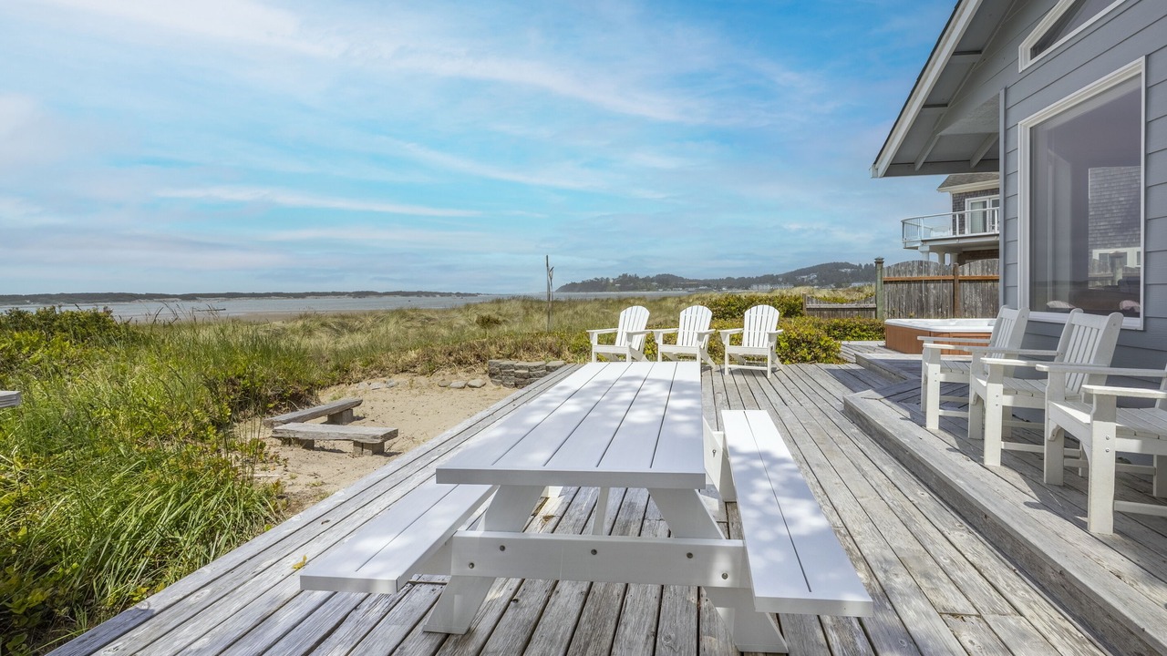 Photo of Others in Lincoln City