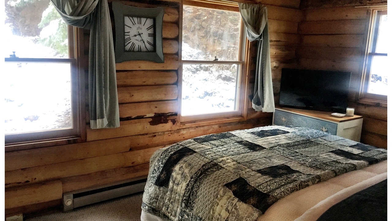 Photo of Bedroom in East Shore