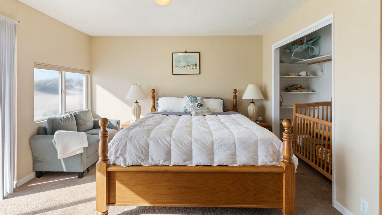 Photo of Bedroom in Bayshore