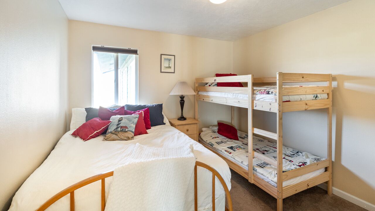 Photo of Bedroom in Bayshore