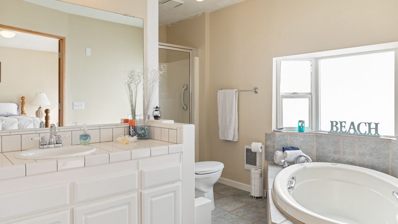 Photo of Bathroom in Bayshore