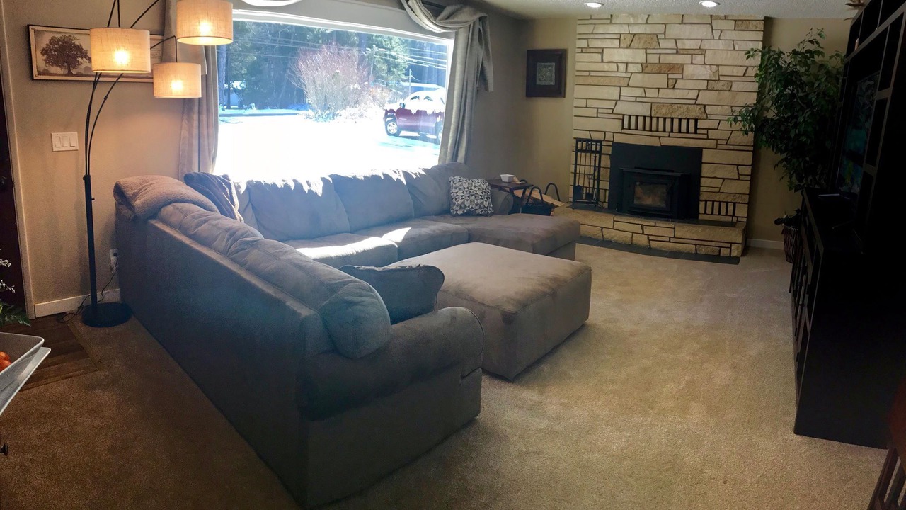 Photo of Livingroom in Forks