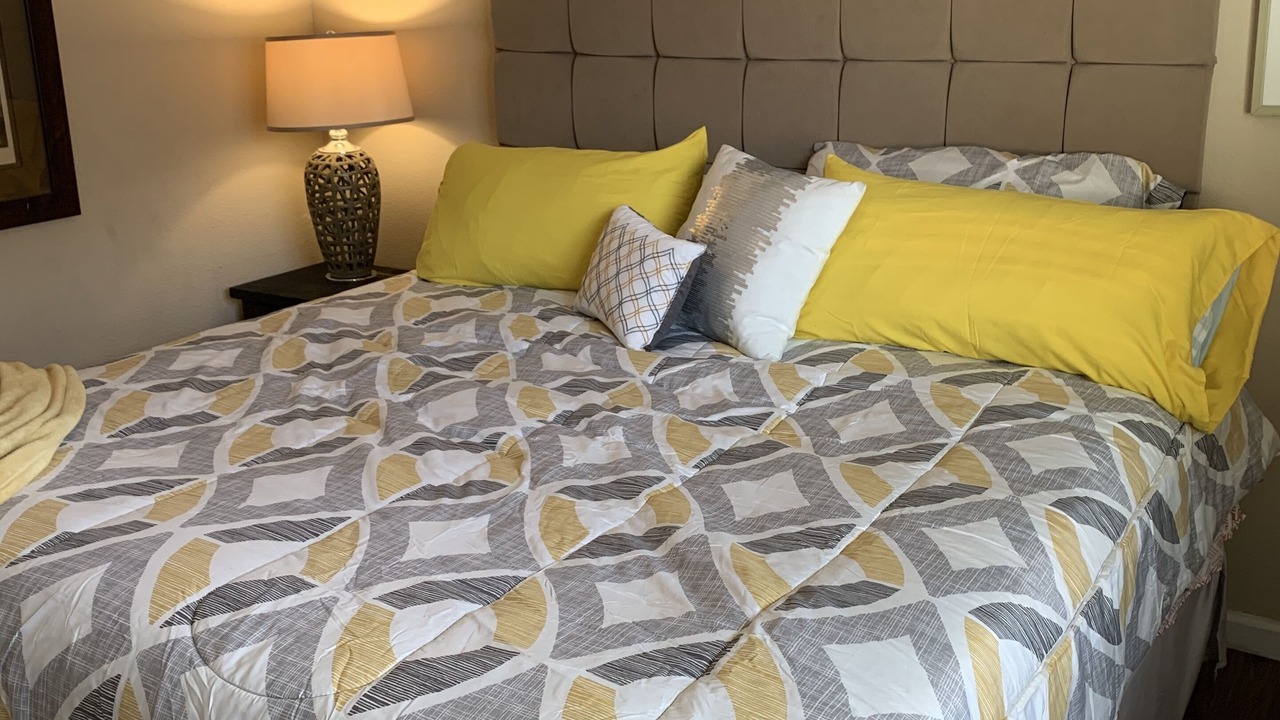 Photo of Bedroom in Enterprise